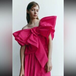 Zara Ruffled Asymmetric Flower Top